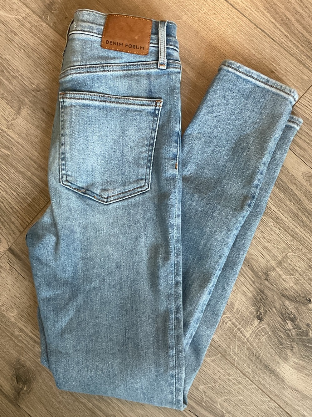 *Denim Forum *Lola High Rise  Skinny Jeans - Women's 26/30L - Picture 3 of 9